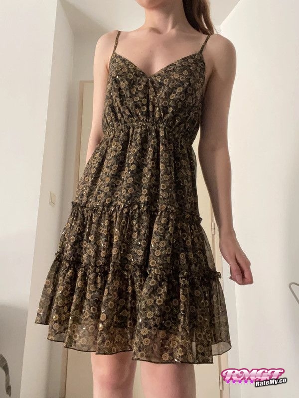 Rate girls (Eliaspreading) Rate girls (Eliaspreading)