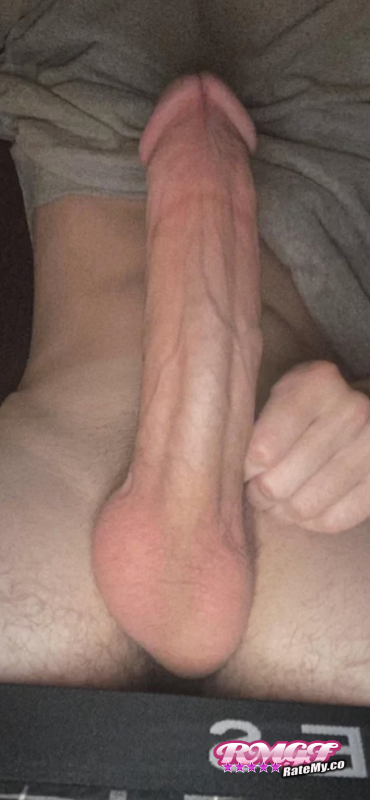 Rate girls (Hornyguuuy69)