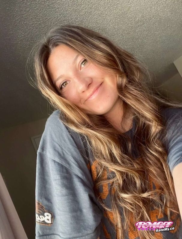 Rate girls (CumQueenCienna)