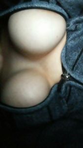 Redcantwell13's Boobs image