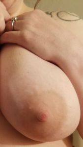 MyThickWife2022's Boobs image