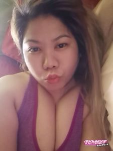 boobs of UseMyWife