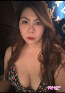 boobs of UseMyWife