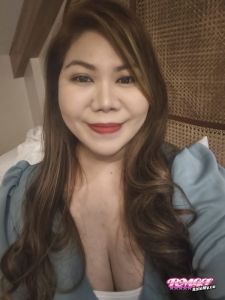 boobs of UseMyWife