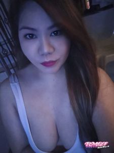 boobs of UseMyWife