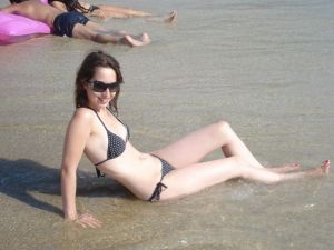 CheekyPussy69's Naughty image