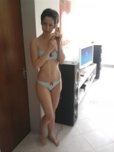 CheekyPussy69's Naughty image