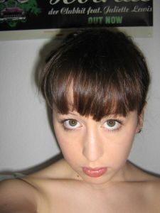 CheekyPussy69's Naughty image