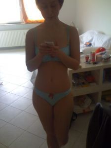 CheekyPussy69's Naughty image
