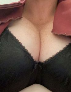 Titlover00's Boobs image