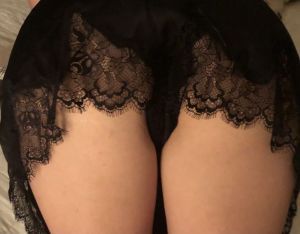 Christinee10F's Ass image