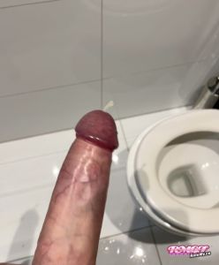 Rate Cock picture of Tower8 Tower8's Cock image