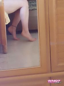 Aylareem's Legs image