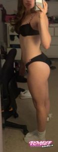Paigetits's Legs image