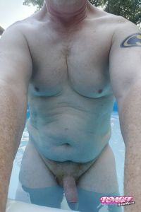 Rate Cock picture of Nudeandhard Nudeandhard's Cock image
