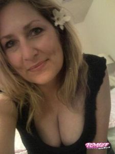 DebbieT's Boobs image