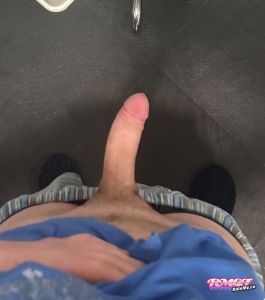 Mrspongebob's Cock image