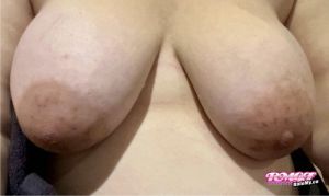 MissBigJugs's Boobs image