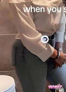 Dominique1007's Ass image
