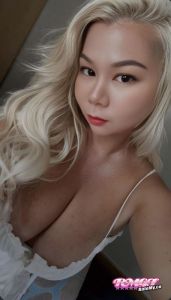 UseMyWife's Boobs image