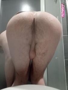 Iwonttellifyoudont's Ass image