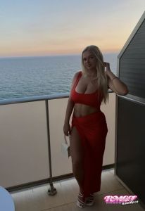 ZaraRoze's Ass image