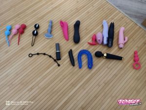 DandJ's Sex Toy image