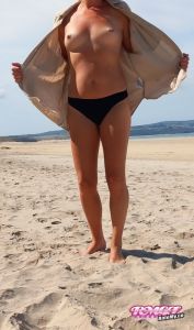 Fitcouple38's Boobs image