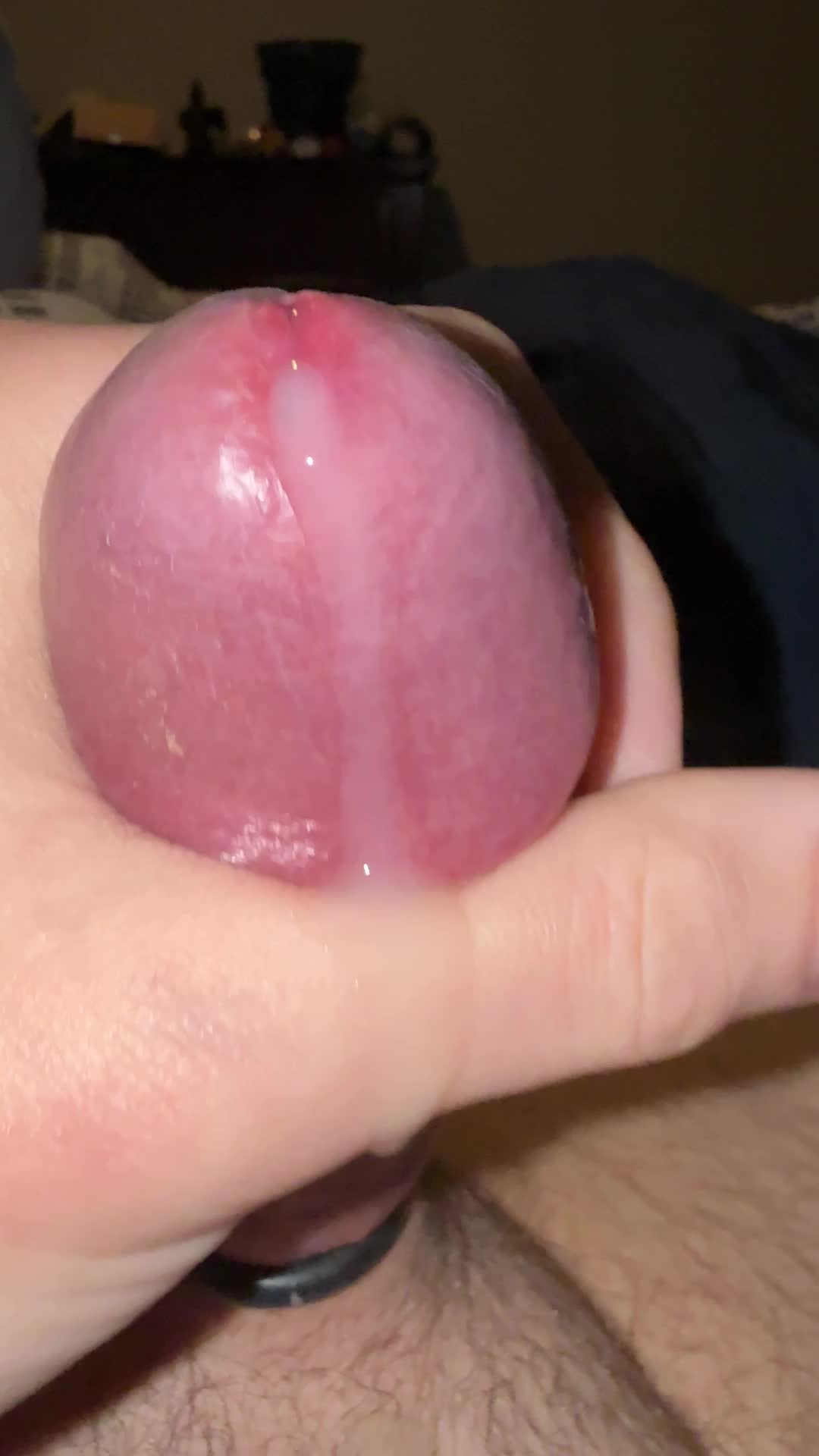 Cumshot (homemade video)