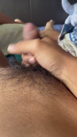 Cum hose ? (homemade video)